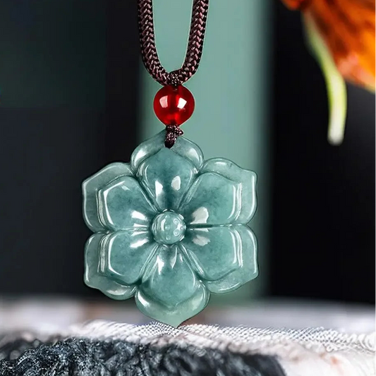 Jadeite Flower Pendant set